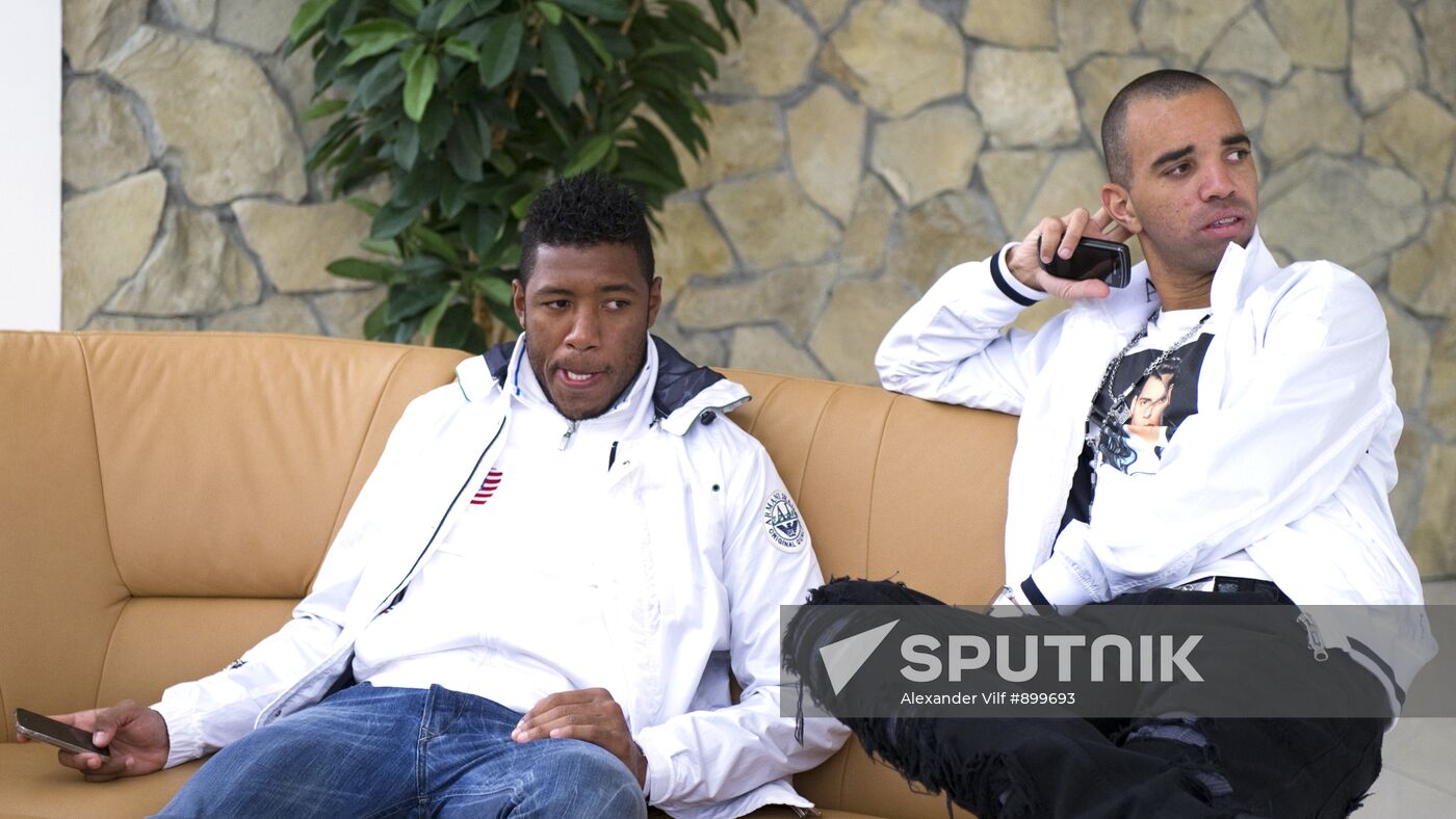 Jucilei da Silva and Diego Tardelli