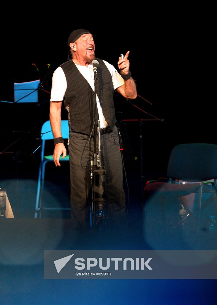 Concert of Ian Anderson and rock band Jethro Tull