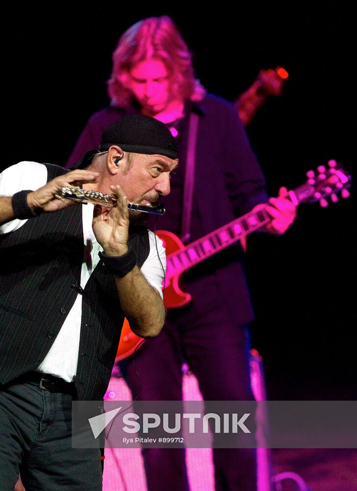 Concert of Ian Anderson and rock band Jethro Tull
