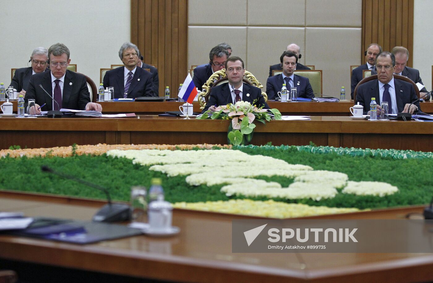 Dmitry Medvedev takes part in BRICS Summit in China