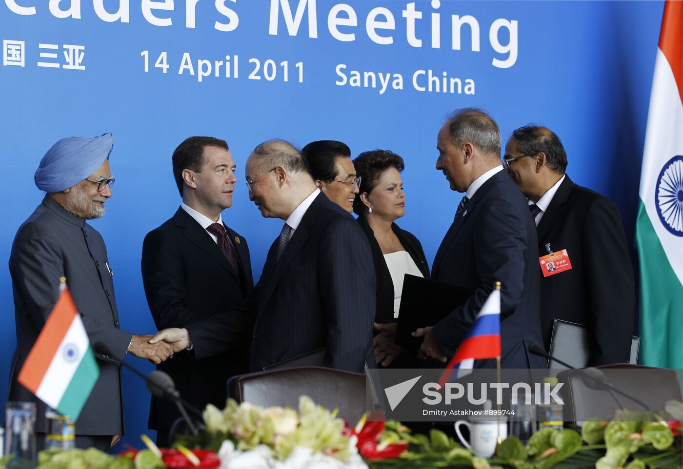 Dmitry Medvedev takes part in BRICS Summit in China