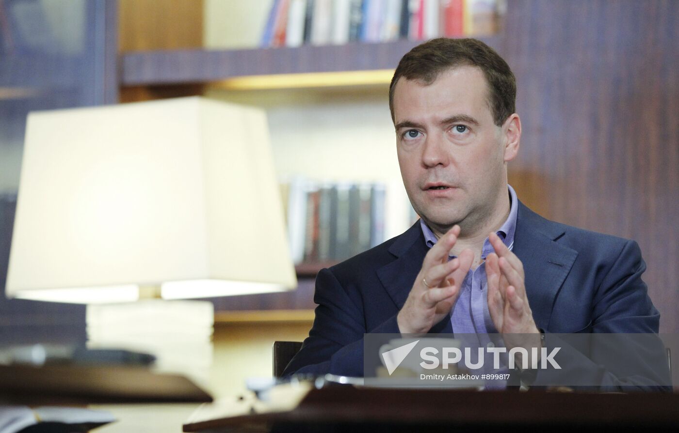 Dmitry Medvedev takes part in BRICS Summit in China