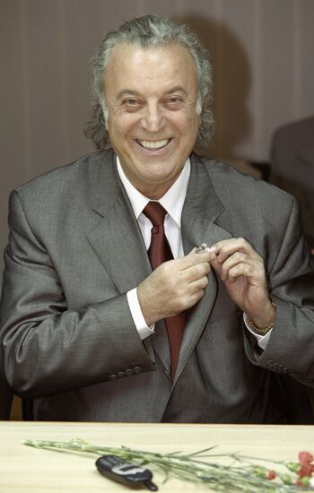 POET REZNIK