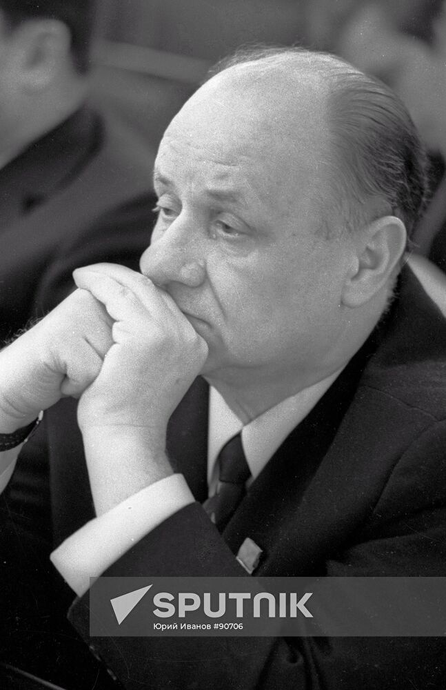 VIKTOR ROZOV