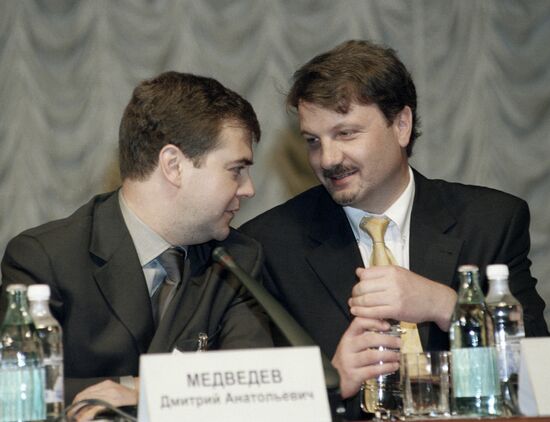 MEDVEDEV GREF