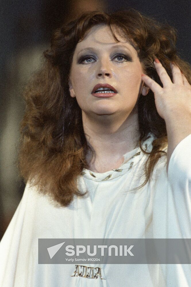 PUGACHEVA SINGER