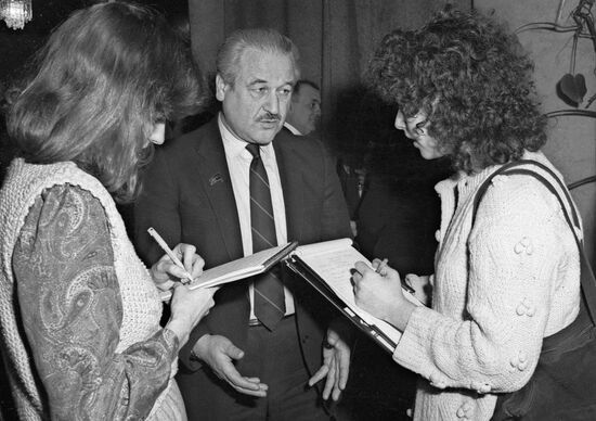 KAMSHALOV GOSKINO INTERVIEW 