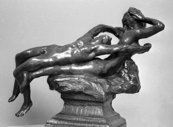 RODIN FLEETING LOVE 