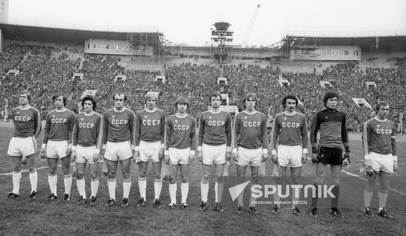 USSR FOOTBALL TEAM