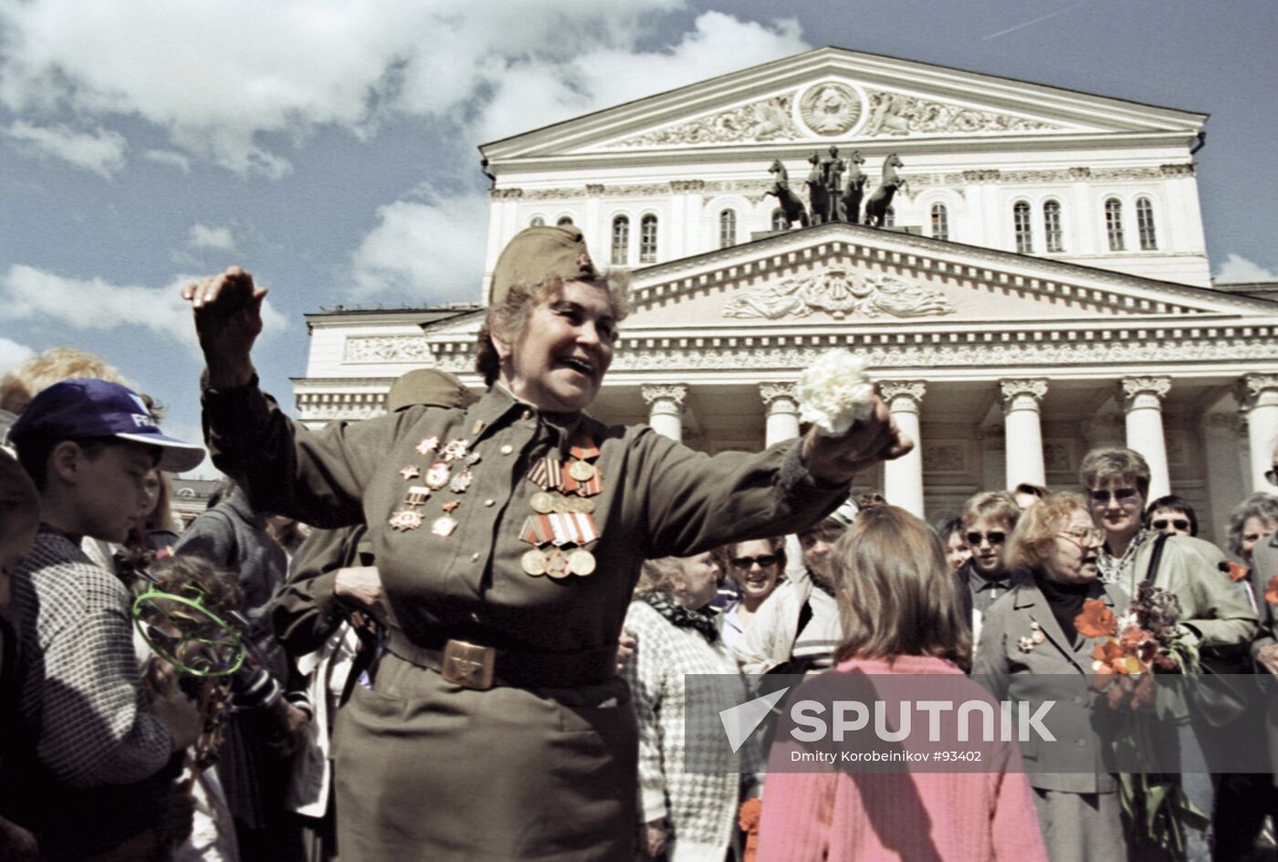 WWII VETERANS V-E DAY