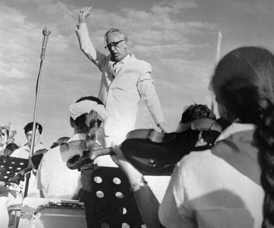 KABALEVSKY ORCHESTRA "ARTEK" 
