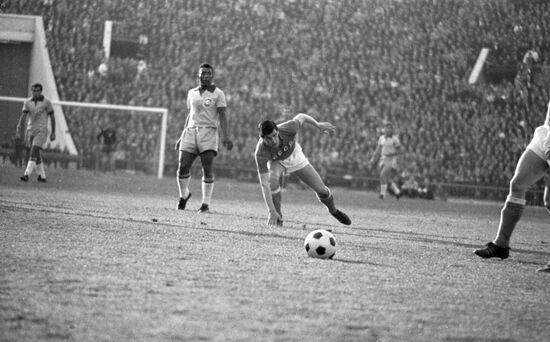 USSR SOCCER BRAZIL 