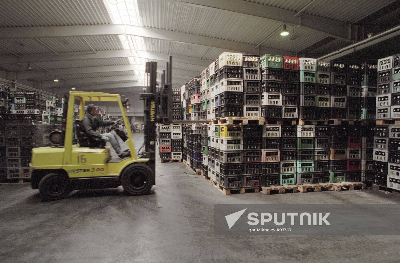 KLIN BREWERY PACKING CRATES