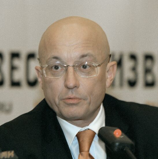 KARAGANOV RUSSIA IN GLOBAL POLITICS