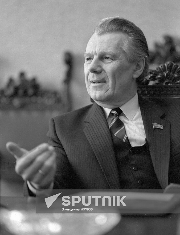 ESTONIA COUNCIL OF MINISTERS BRUNO SAUL 