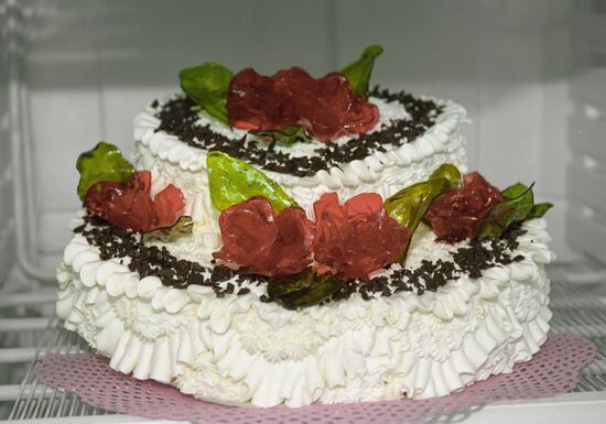 FAIR CAKE