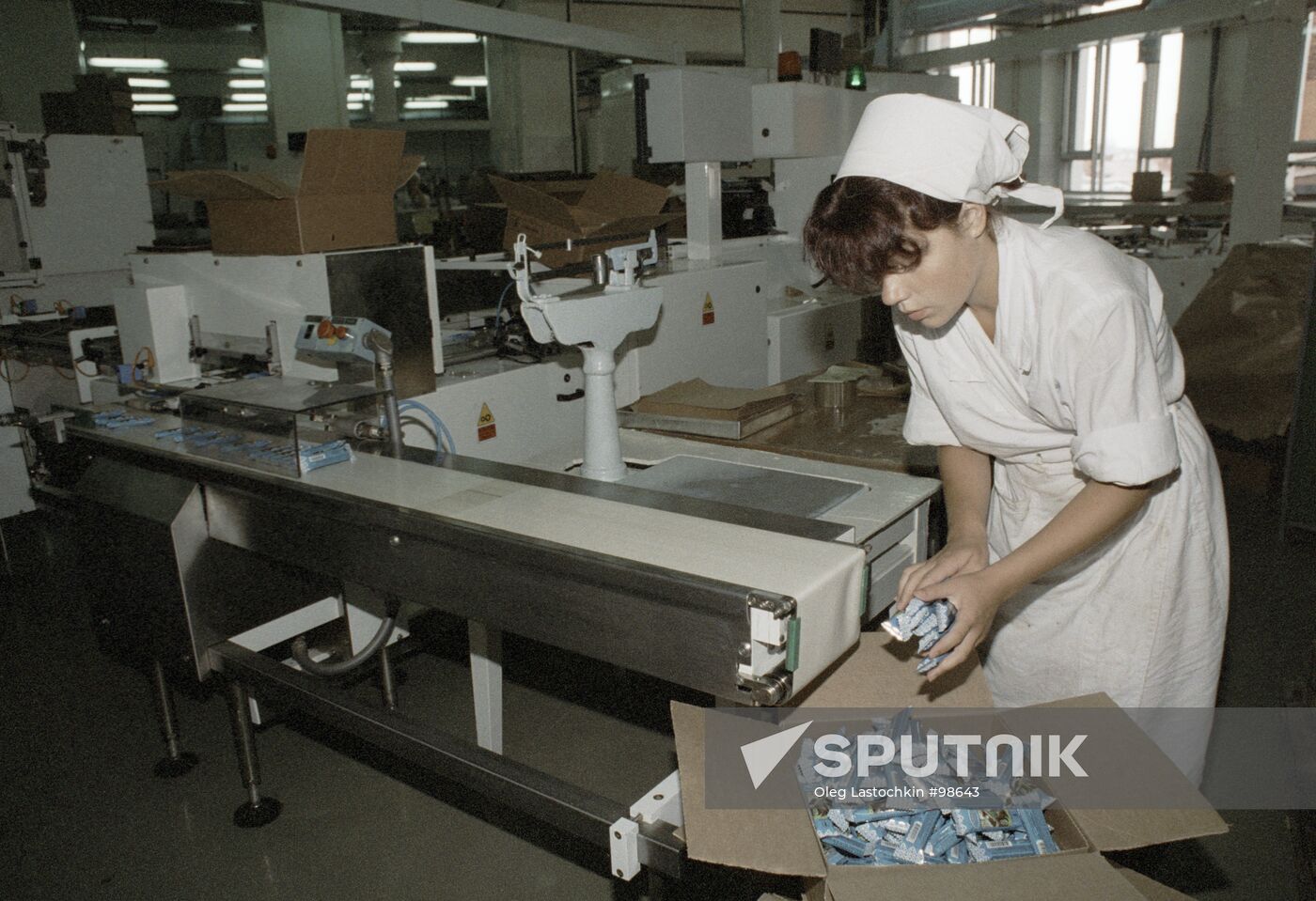KRASNYY OKTYABR PACKING CONFECTIONARY 