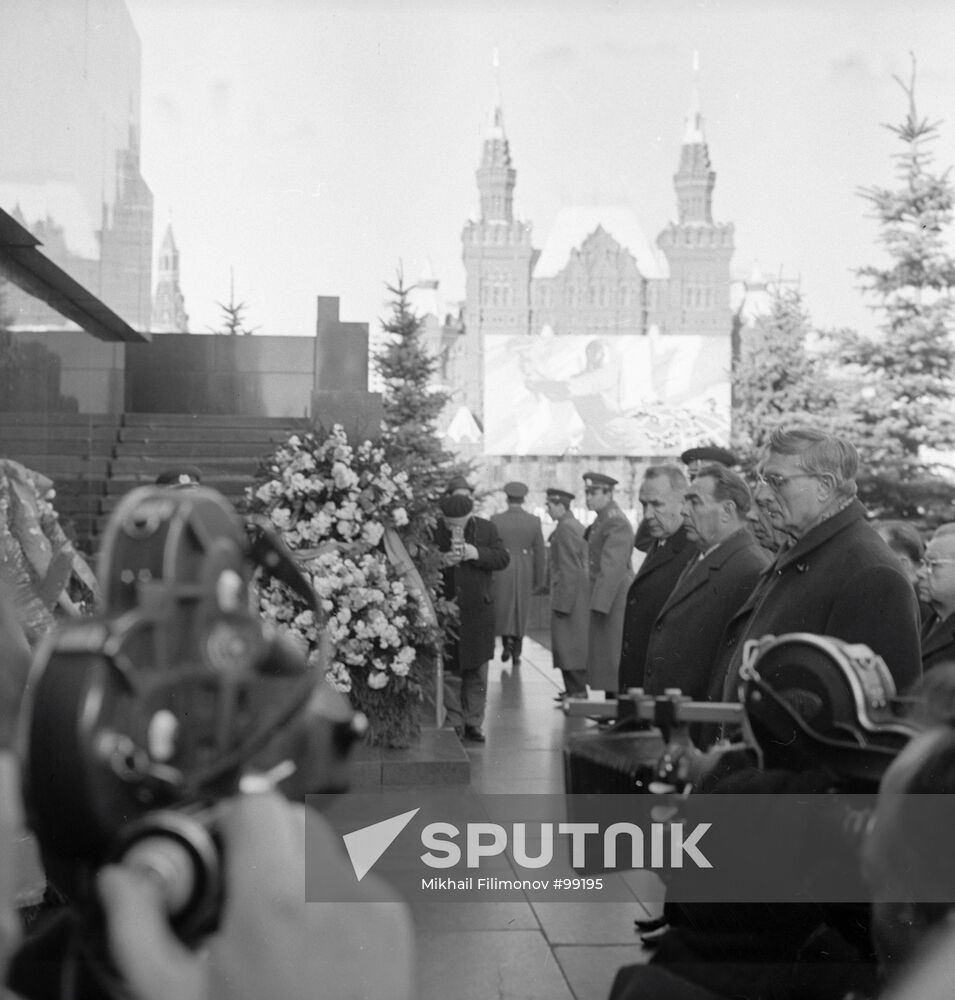Kosygin Mausoleum Brezhnev Suslov Ceremony 