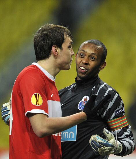 Artyom Dzyuba, Helton Arruda