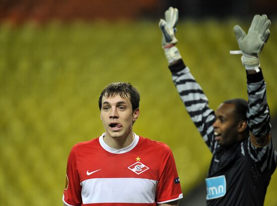 Artyom Dzyuba, Helton Arruda