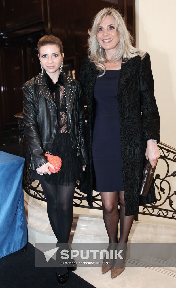 Marina Yudashkin with daughter Galina