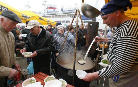 Kaliningrad celebrates Herring Festival