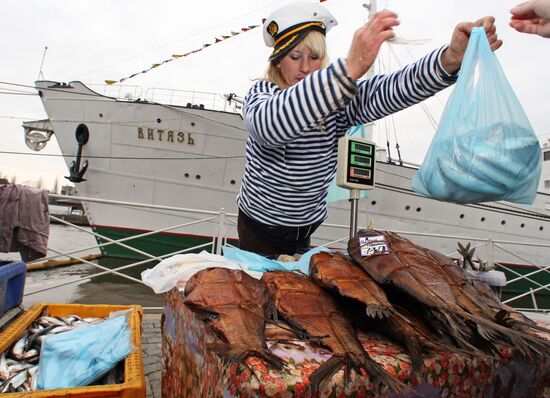 Kaliningrad celebrates Herring Festival