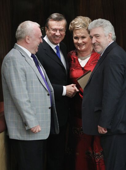 Viktor Zubkov and Lyubov Sliska