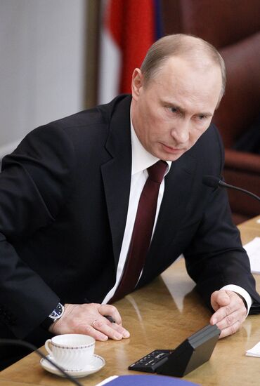 Vladimir Putin makes annual address to State Duma