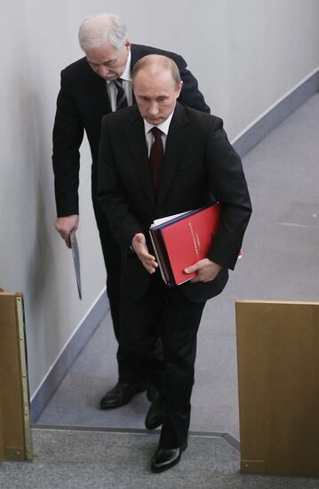 Vladimir Putin makes annual address to State Duma