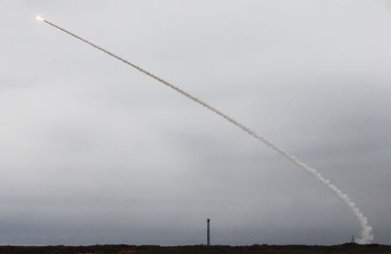 Russia,Belarus and Kazakhstan's air force and air defense drills