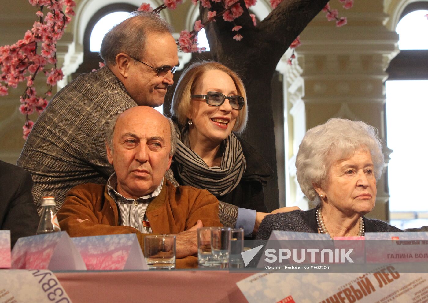 Georgy Frangulyan, Irina Antonova, Gleb Panfilov, Inna Churikova