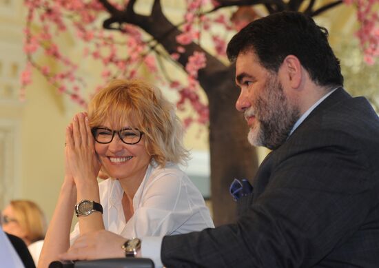 Ingeborga Dapkunaite and Mikhail Kusnirovich