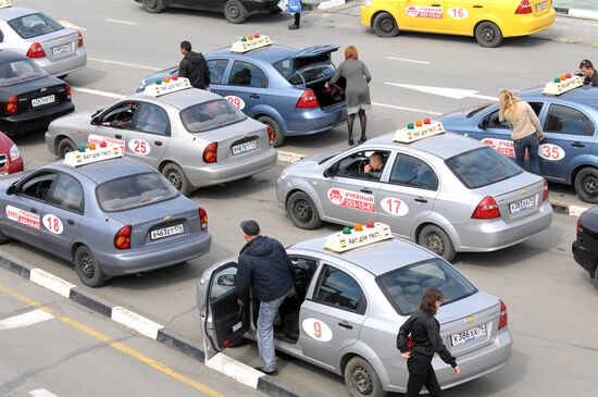 Driving lessons at automated autodrome, Chelyabinsk