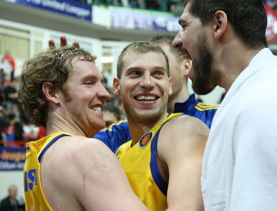 Basketball players with "Khimok" win United League VTB