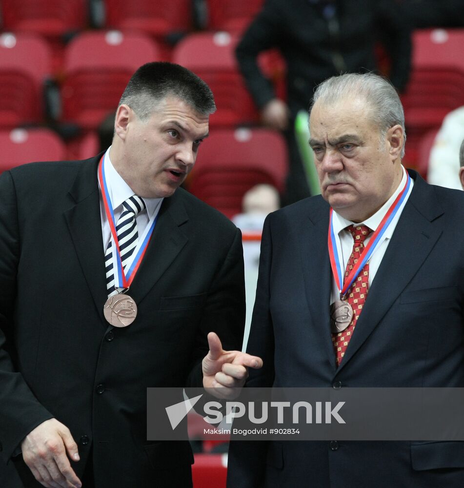 Yevgeny Pashutin and Yevgeny Bogachyov