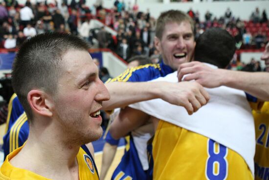 Basketball players with "Khimok" win United League VTB