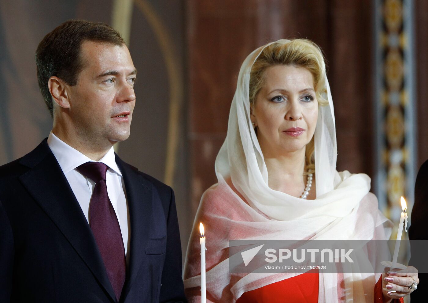 Dmitry Medvedev attends Easter service