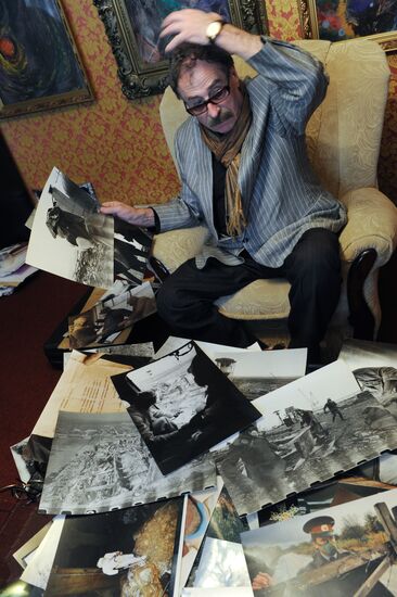 RIA Novosti former photographer Igor Kostin gives interview