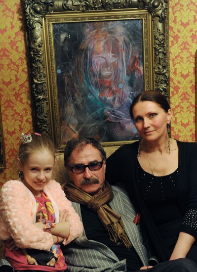 RIA Novosti former photographer Igor Kostin gives interview