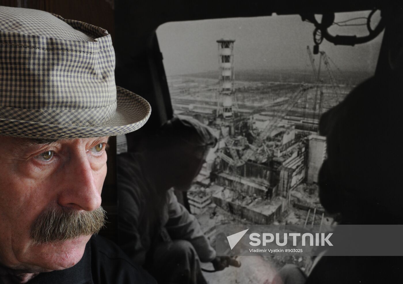 RIA Novosti former photojournalist Igor Kostin gives interview