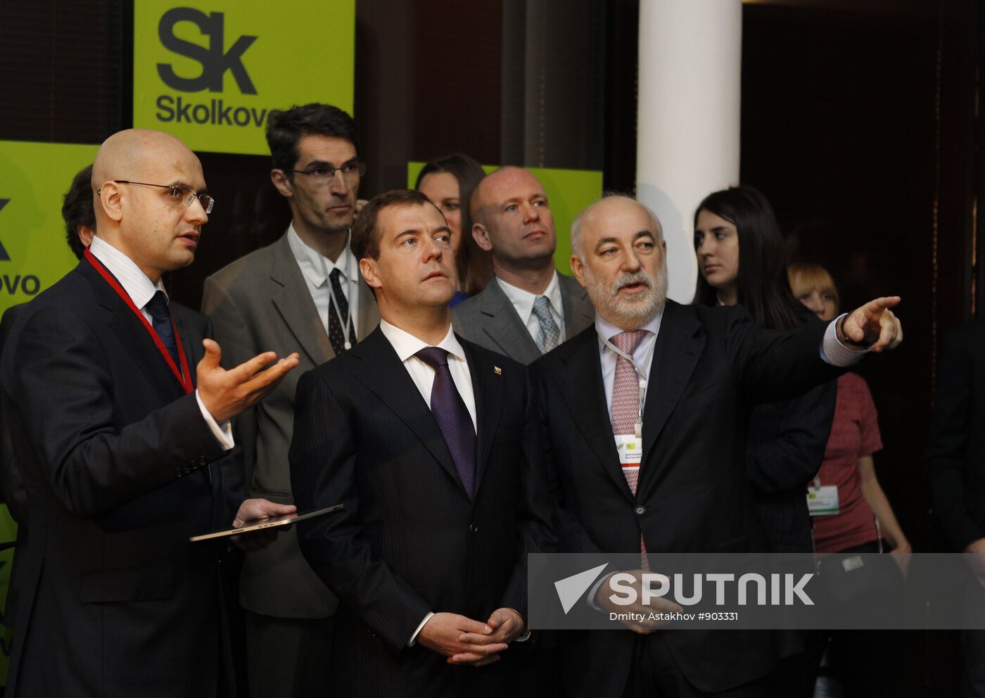 Dmitry Medvedev at meeting of economy modernization committee