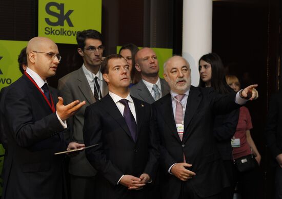 Dmitry Medvedev at meeting of economy modernization committee