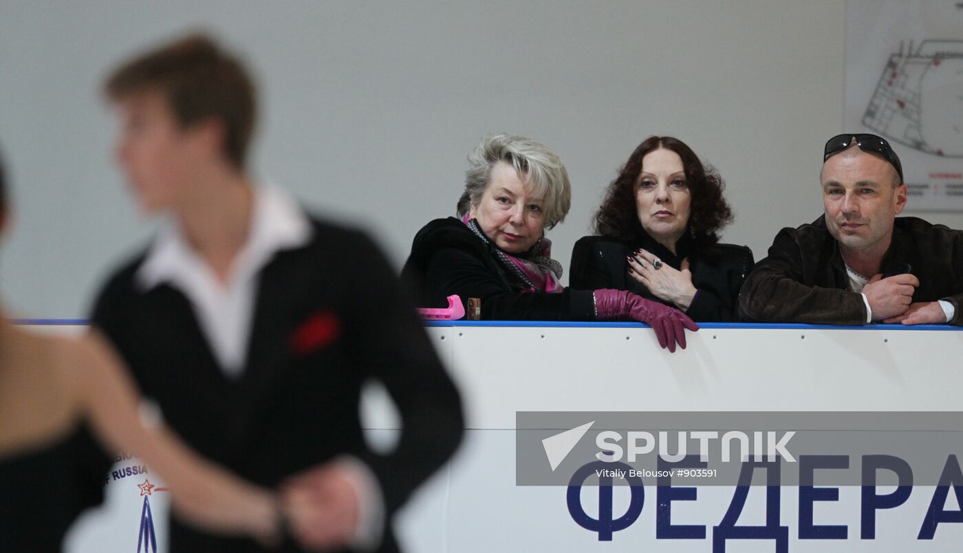 Tatiana Tarasova, Ludmila Vlasova, Alexander Zhulin