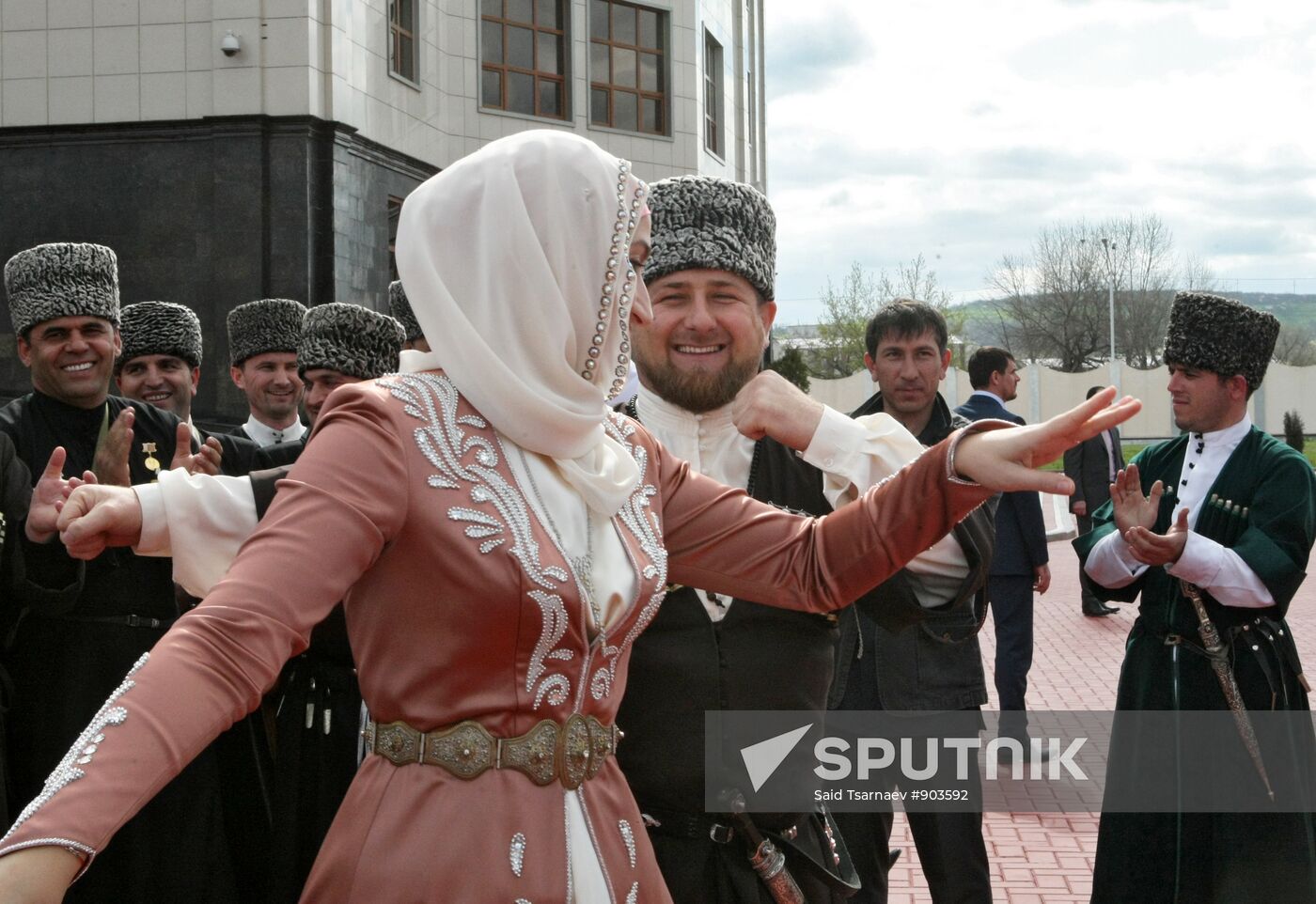 R. Kadyrov takes part in celebrations for Chechen Language Day