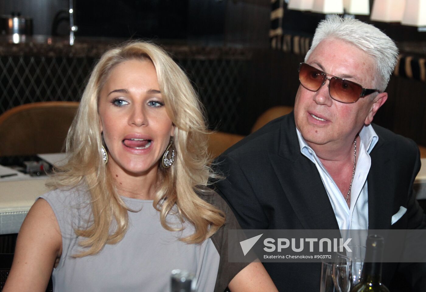Yulia Kovalchuk and Vladimir Vinokur