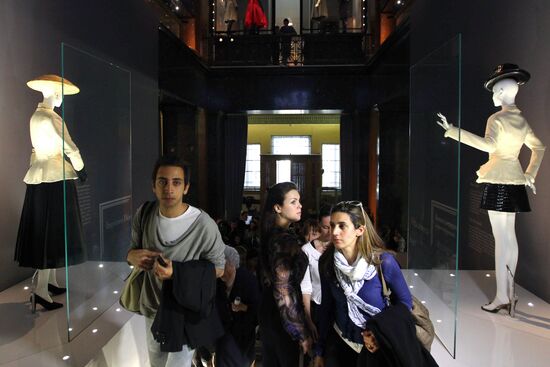 Inspiration Dior Exhibition