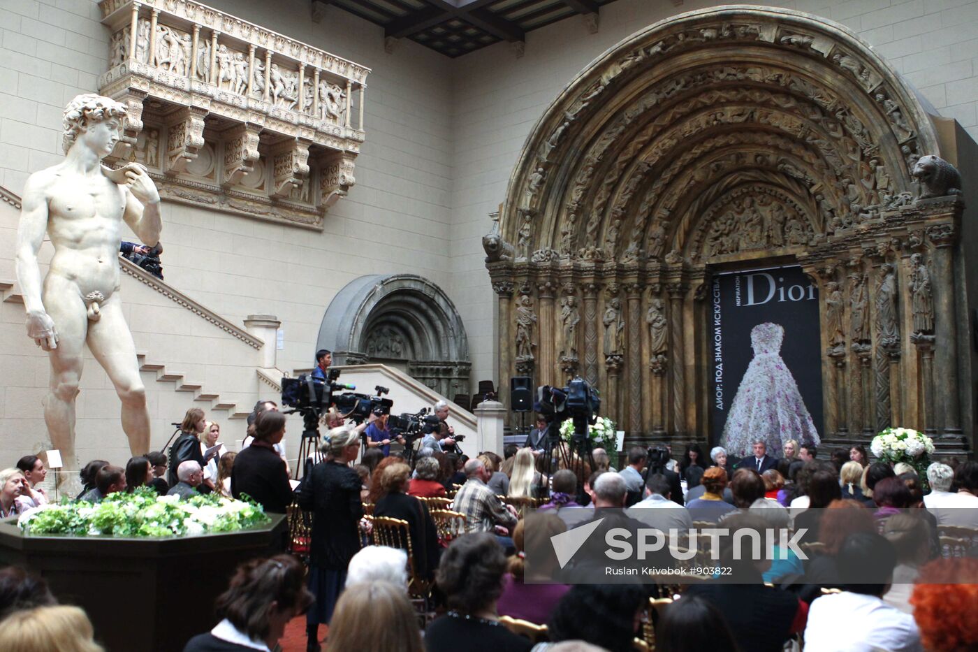 Inspiration Dior Exhibition