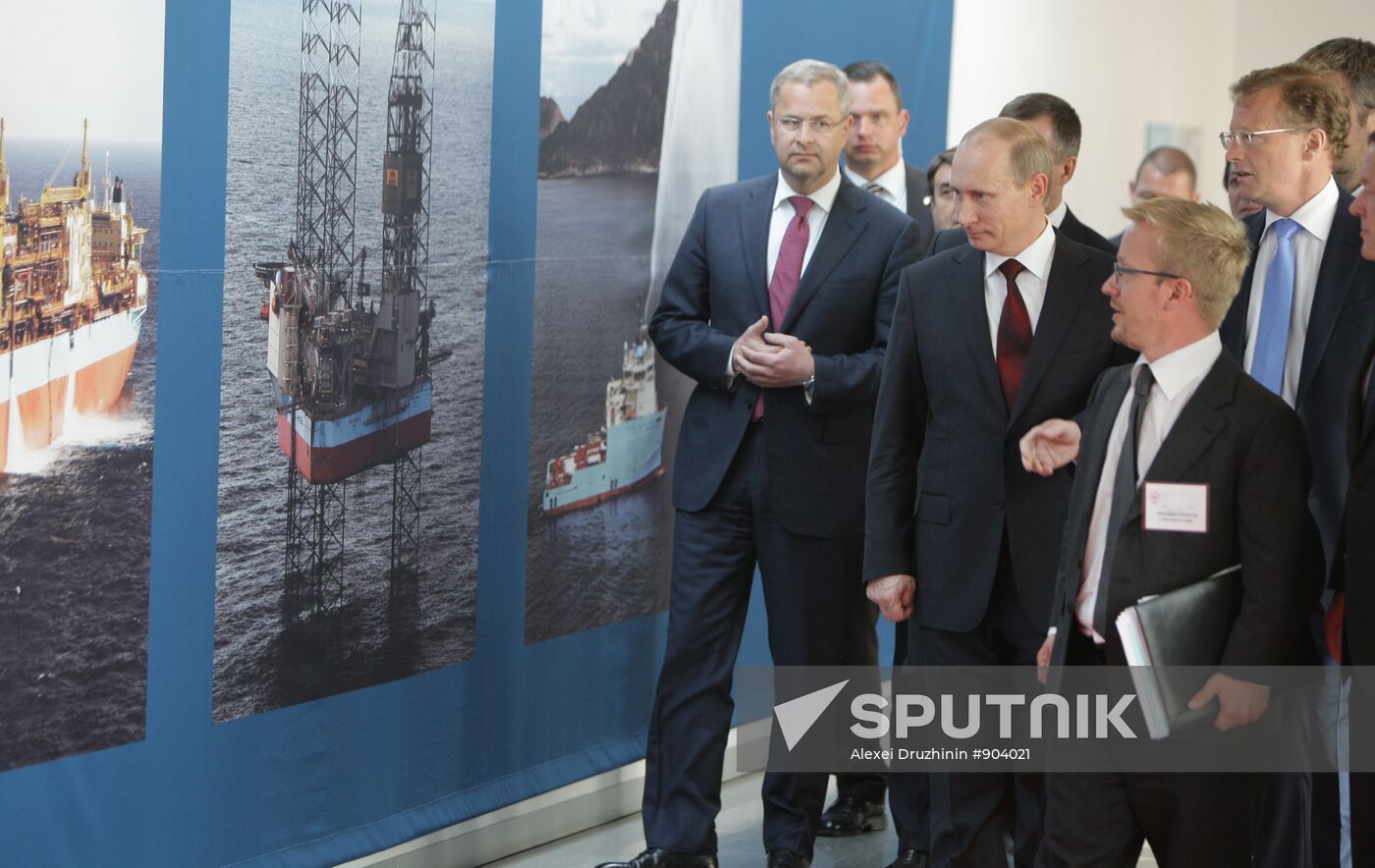 Putin on a day's visit to Denmark