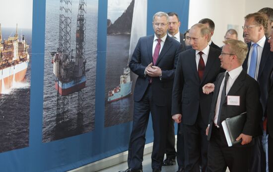 Putin on a day's visit to Denmark